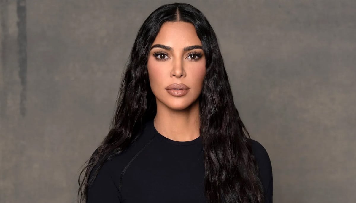 Kim Kardashian revela su riguroso régimen de bienestar y el consumo de múltiples suplementos diarios