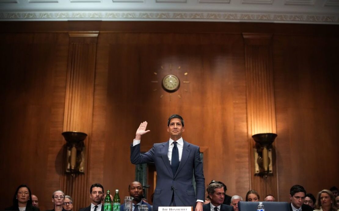 Kevin Warsh Asume el Liderazgo del Banco Central Estadounidense