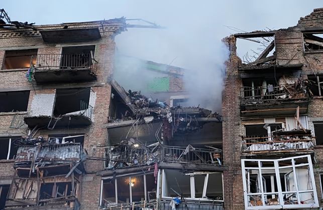 Ataque masivo ruso con drones y misiles sobre Kiev deja al menos cuatro fallecidos