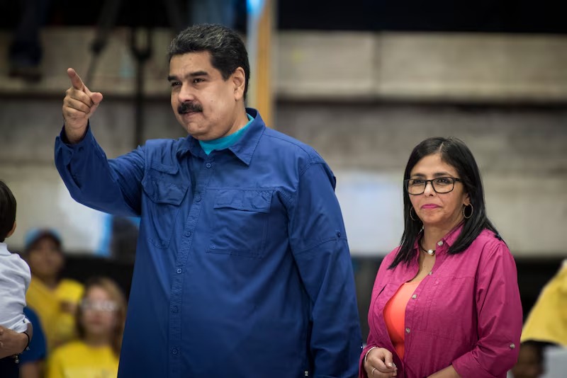 Venezuela: Fin de la Era Maduro y Nuevo Enfoque en la Relación con Estados Unidos