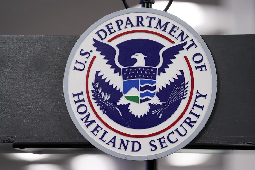 Trámite de la Green Card Requerirá Completarse Fuera de EE. UU.