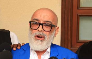Ángel Martínez Recibe Sentencia Condicional y Multa de RDNULL Millones por Difamar a Gory Moya
