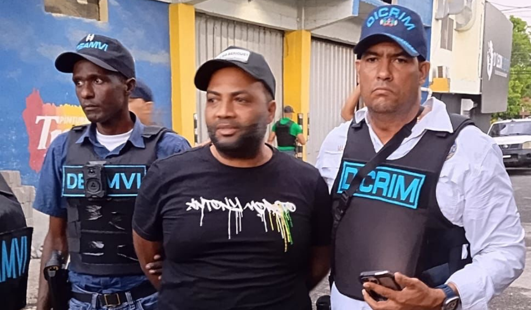 Se posterga la audiencia de medidas cautelares para ''Keka'', acusado de violencia contra su ex pareja en Sánchez Ramírez