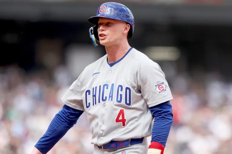 Pete Crow-Armstrong Ofrece Disculpa Tras Incidente con Aficionada en Juego de los Cachorros