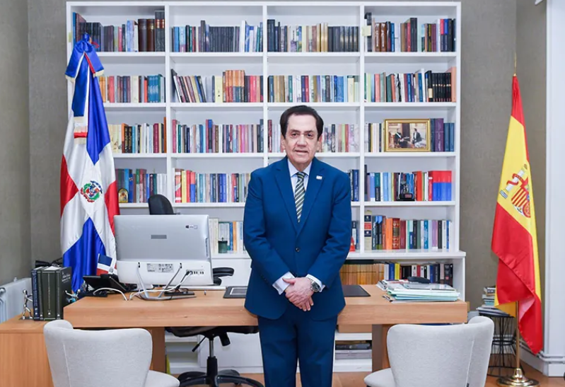 Tony Raful Asume Cargo de Embajador Dominicano en Guinea Ecuatorial