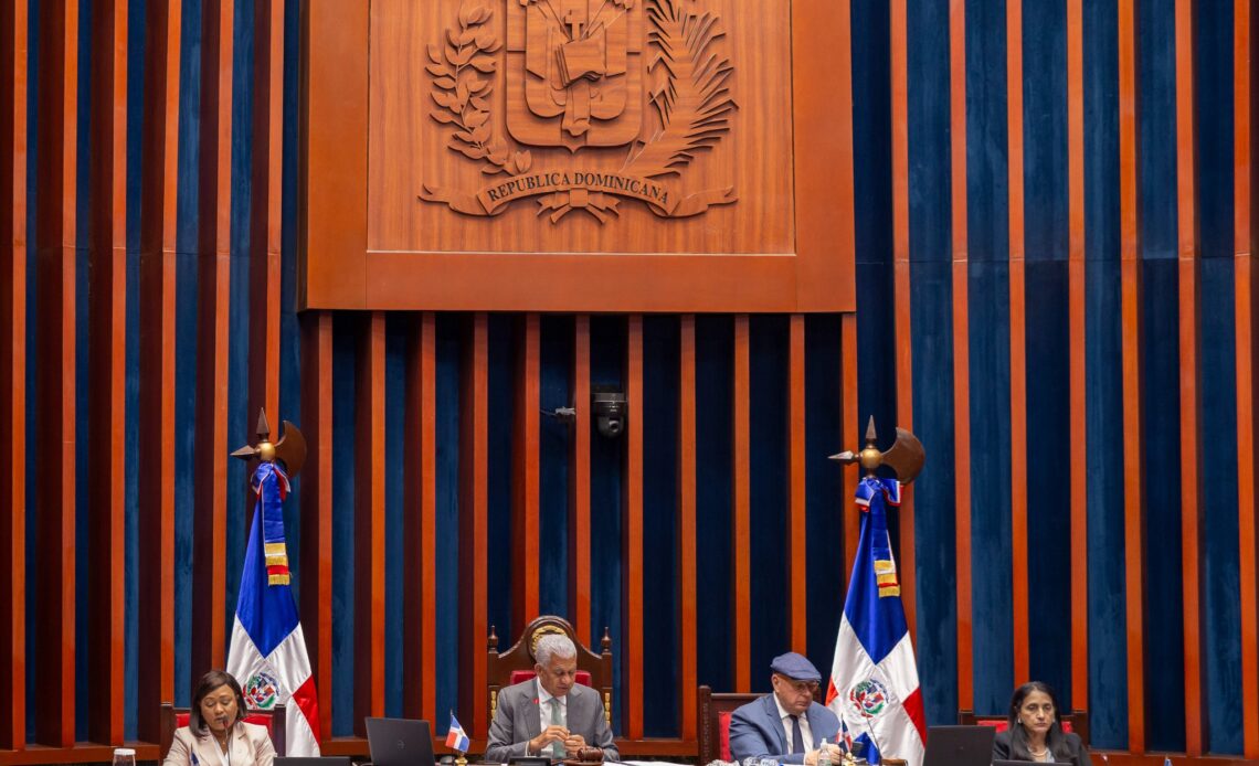 El Senado da luz verde a la ley que establece el marco para inversiones nacionales e internacionales