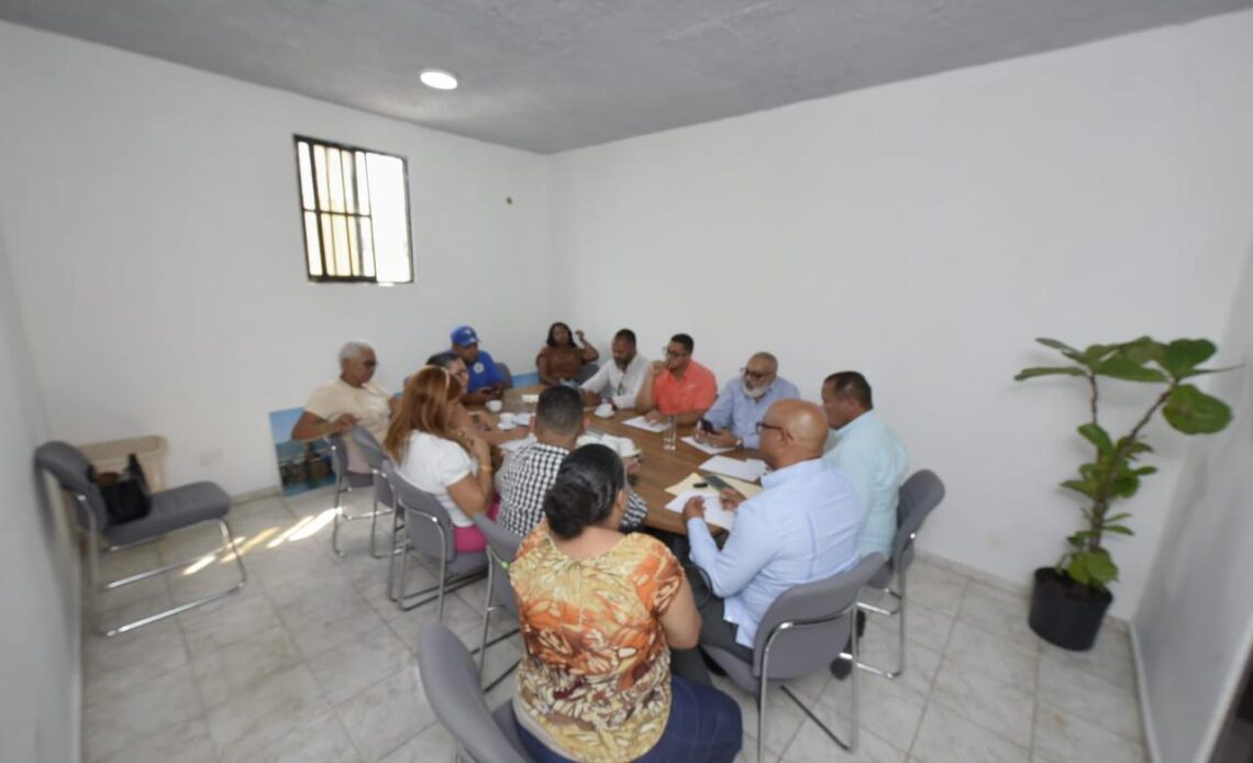 Ayuntamiento de Puerto Plata Colabora con Vecinos en Proyectos Clave para la Comunidad