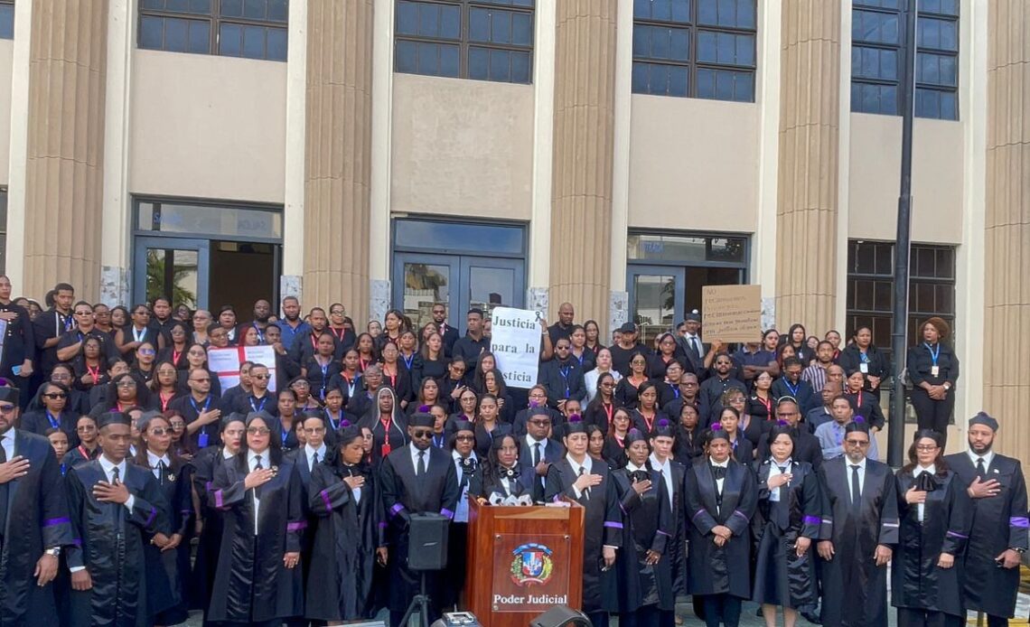 Magistrados y Empleados del Poder Judicial Agradecen Apoyo Tras Huelga Nacional