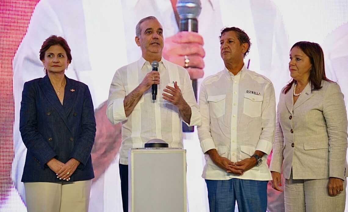 Abinader y Estrella Inauguran la Planta EcoAcero en San Pedro de Macorís