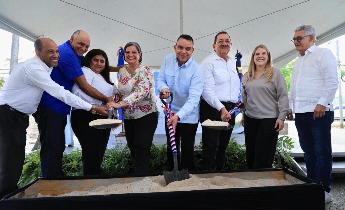 Inversión de RDNULL Millones Impulsa Expansión y Renovación del Hospital El Valle en Hato Mayor