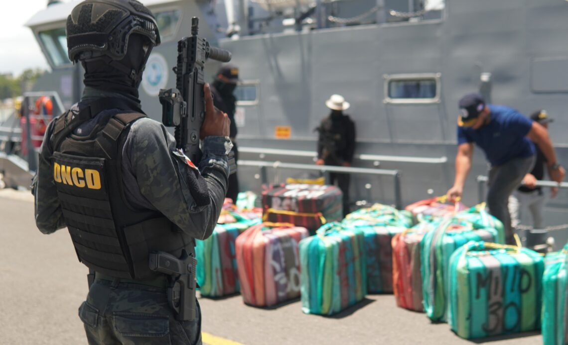 Operativo antidrogas en Santiago: DNCD decomisa más de 5 kilos de estupefacientes