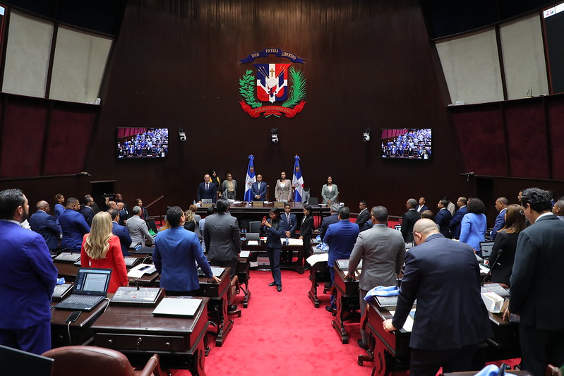 Cámara de Diputados da luz verde a reformas del Código de Trabajo: Paternidad y estados de excepción incluidos