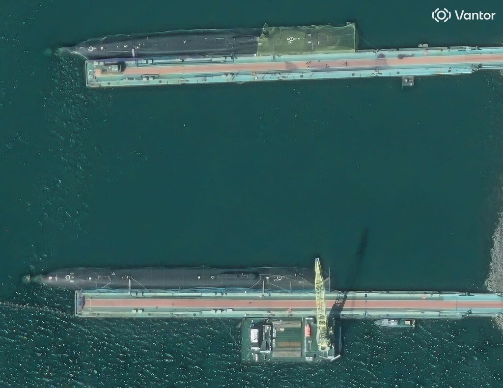 Rusia Protege Submarinos Nucleares con Redes Antidrones a Miles de Kilómetros de Ucrania