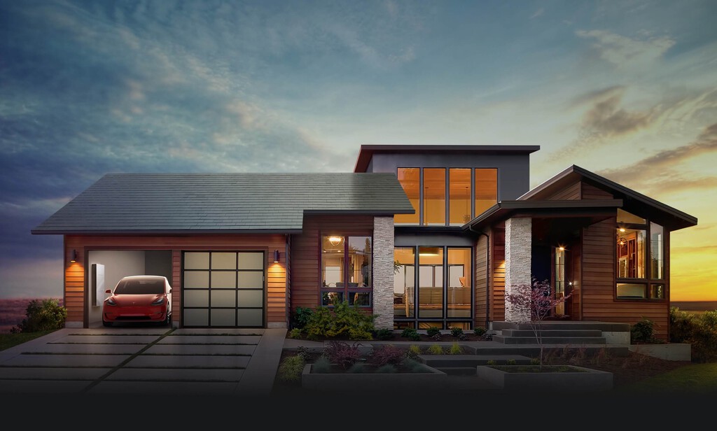 El Techo Solar de Tesla Cambia de Rumbo: De la Revolución a los Paneles Solares Convencionales