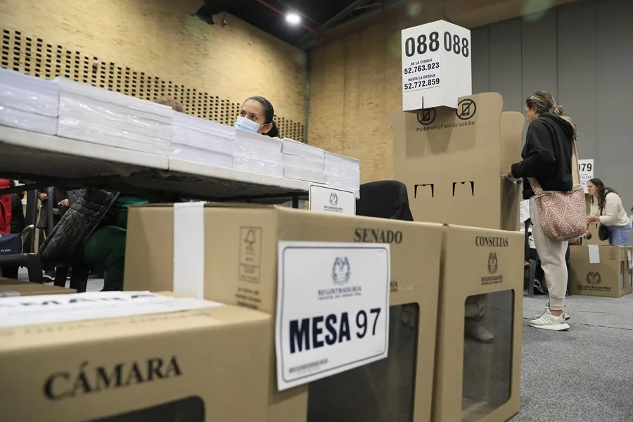 Estados Unidos Advierte con Revocar Visados a Quienes Interfieran en Elecciones Colombianas