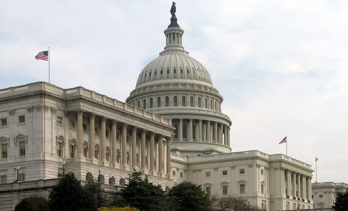Senadores Republicanos Rechazan Financiamiento para el Salón de Baile de Trump en el Presupuesto