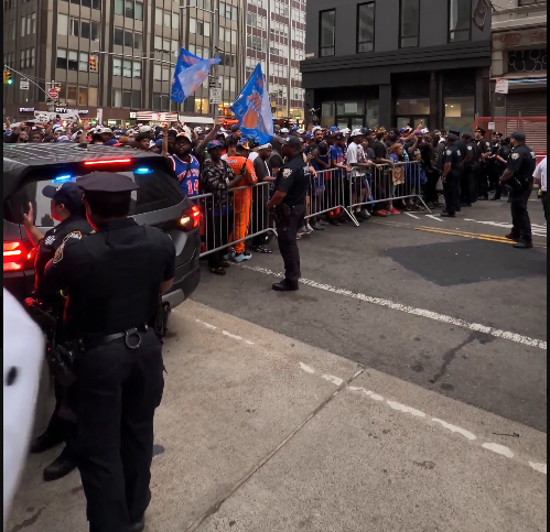 Masiva Convocatoria en Nueva York para Celebrar el Campeonato de los Knicks