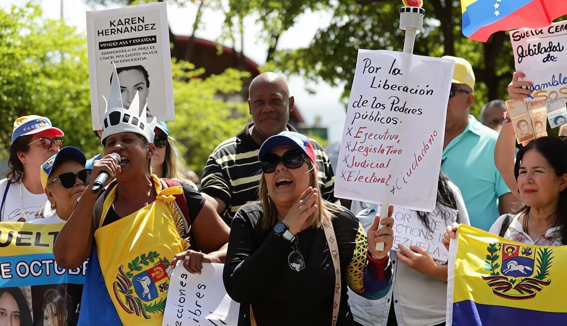 Activistas venezolanos solicitan intervención de EE. UU. ante muertes de familiares de presos políticos