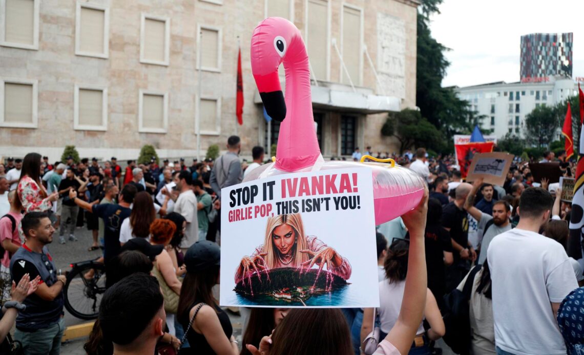 Protestas en Albania por Proyecto Turístico de Lujo Vinculado a Jared Kushner