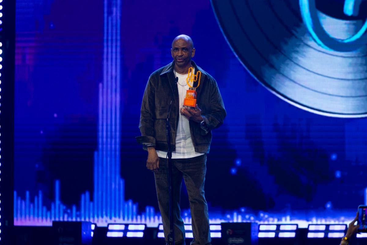 Sergio George Recibe Reconocimiento en los Premios Tu Música Urbano