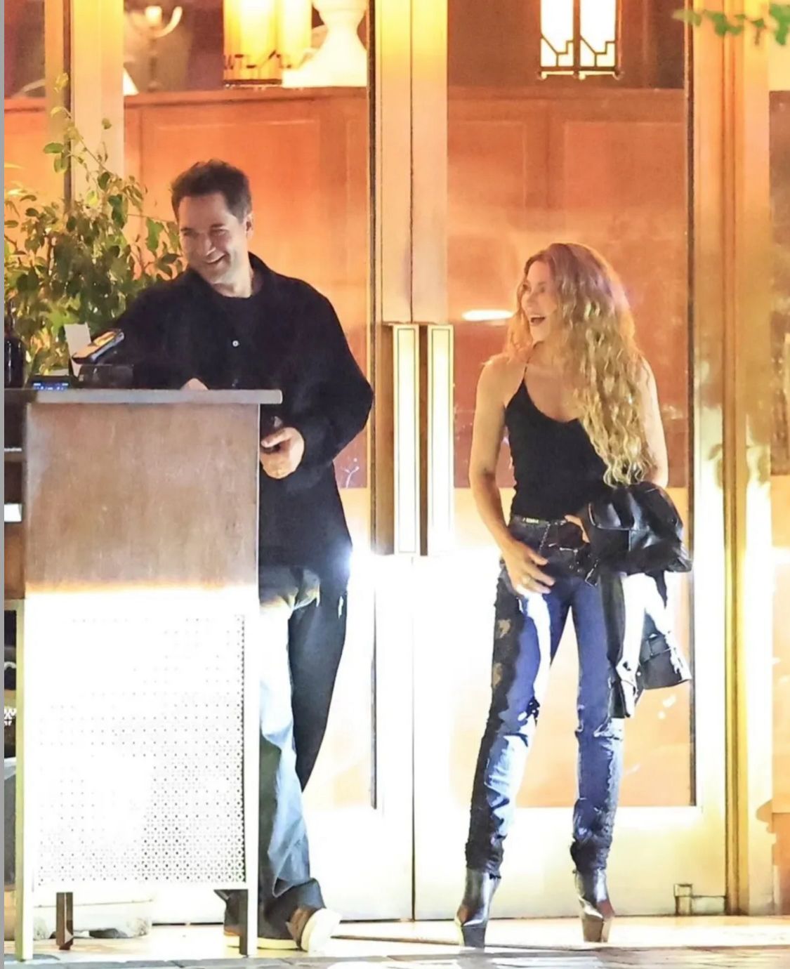 Shakira y Manuel García-Rulfo: ¿Romance a la vista tras encuentro hotelero?