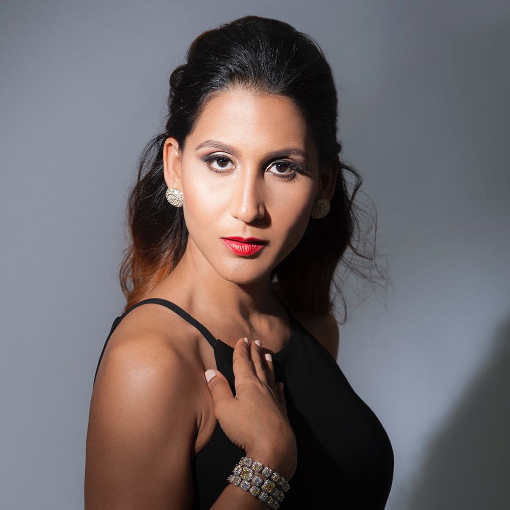 Nathalie Peña Comas Emprende una Nueva Etapa en su Carrera Artística