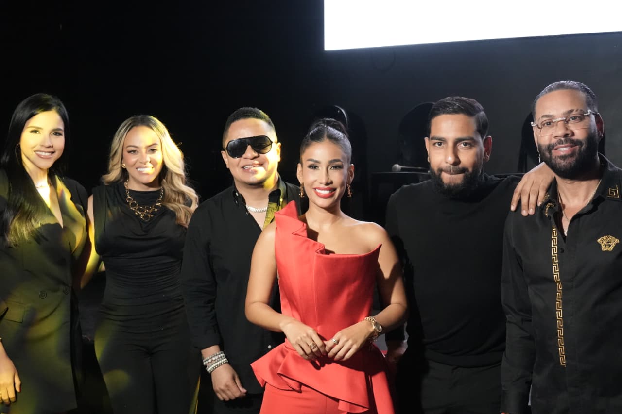 Antiguos Colaboradores de ''Sin Filtro'' Apoyan a Caro Brito en el Estreno de su Nuevo Programa