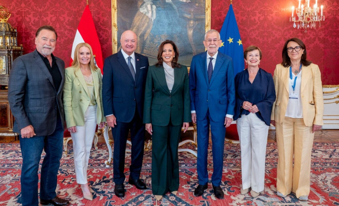 Kamala Harris Califica al Gobierno de Trump como el Más Corrupto e Incompetente en la Historia de EE.UU.