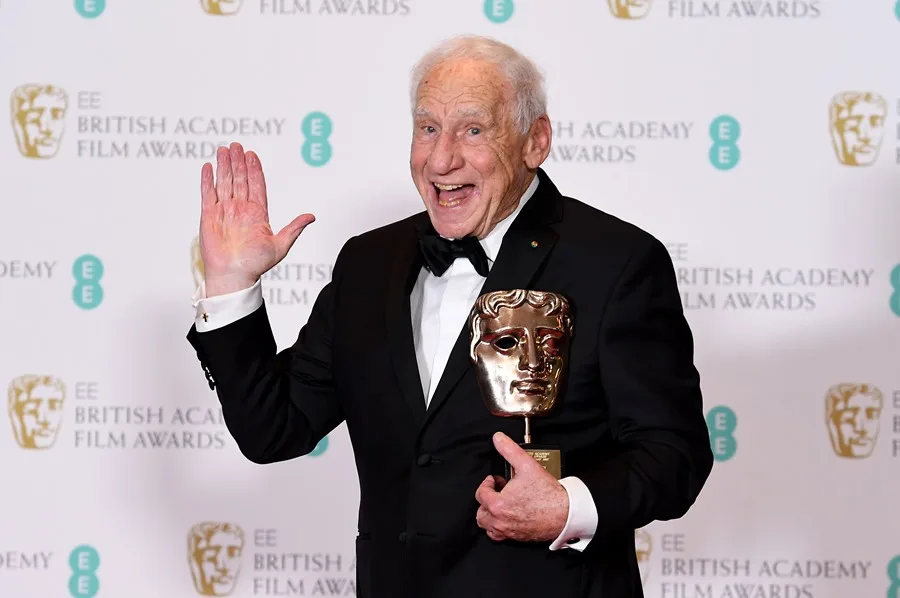 Mel Brooks Celebra su Centenario: La Risa como Resistencia ante la Mortalidad
