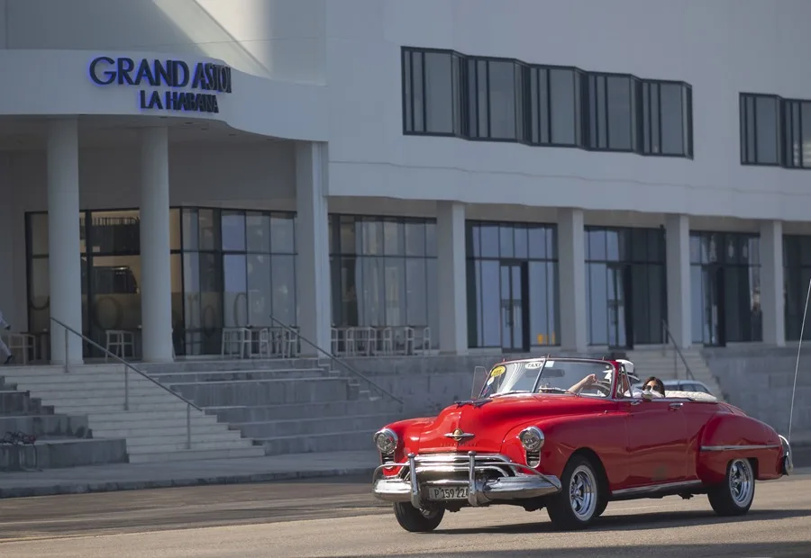 Empresas españolas reducen su presencia en Cuba tras una inversión de 541 millones de dólares en treinta años