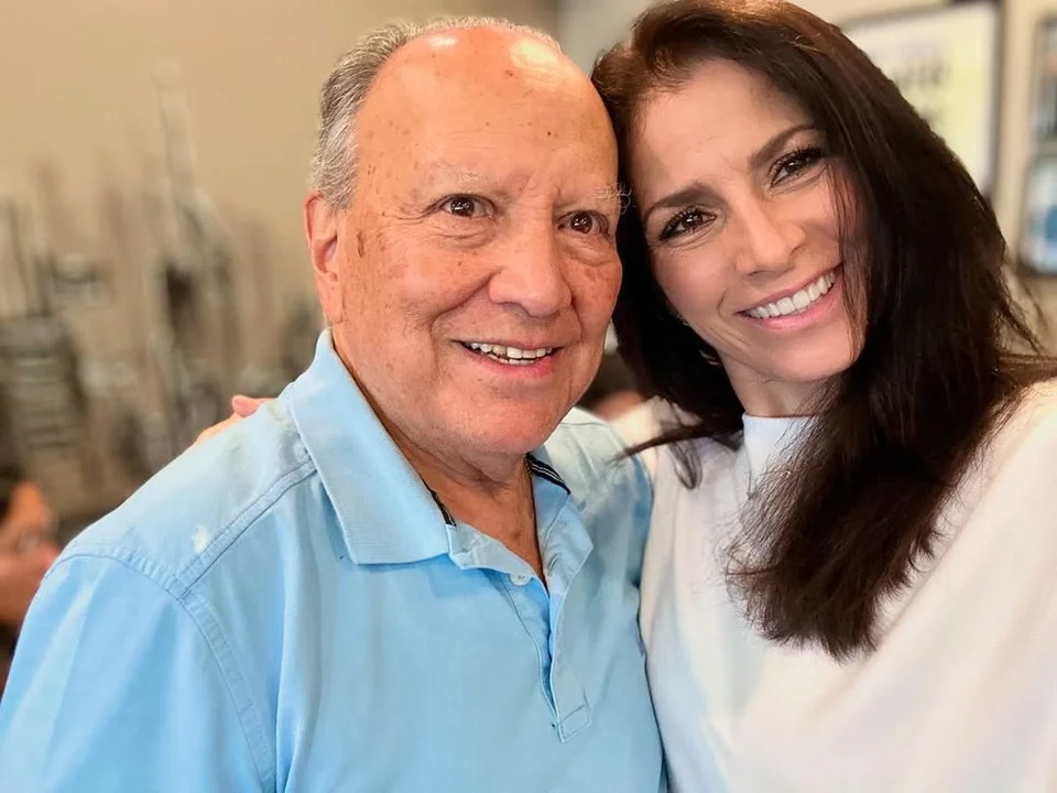 Fallece el padre de Alessandra Rosaldo a los 84 años por un infarto
