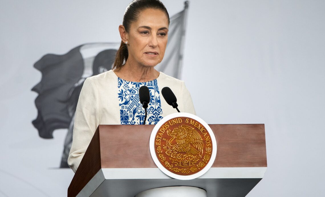 Sheinbaum Anuncia Felicitación a De la Espriella y Búsqueda de Buena Relación con Colombia