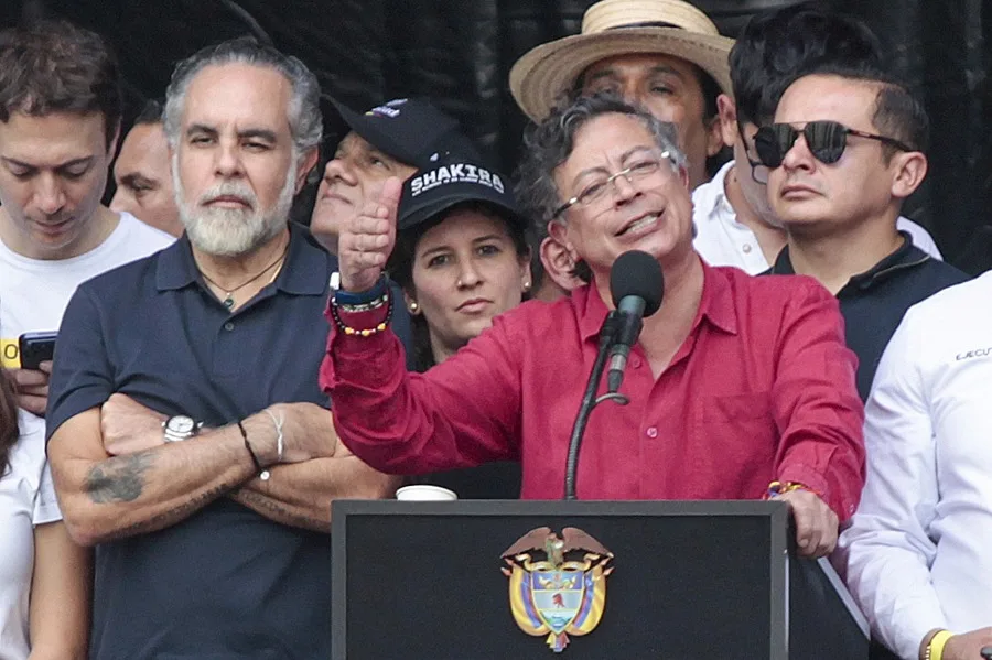 Investigación Disciplinaria Contra el Presidente Petro por Supuesta Intervención Política