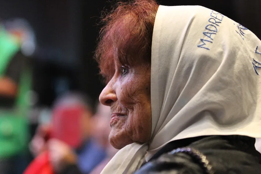 Fallece Taty Almeida, Cofundadora de Madres de Plaza de Mayo en Argentina