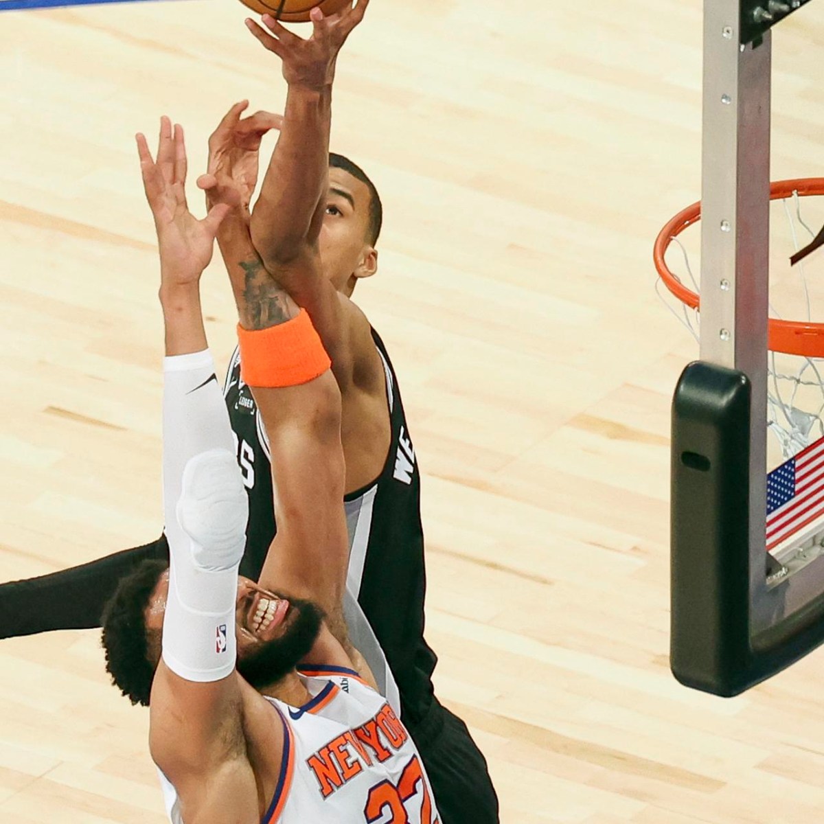 Victor Wembanyama, a un paso de la suspensión en la NBA