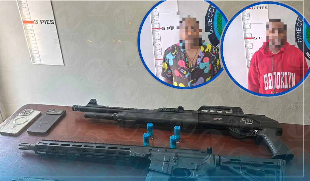 Dos Individuos Arrestados y Armas Ilegales Confiscadas en Valverde