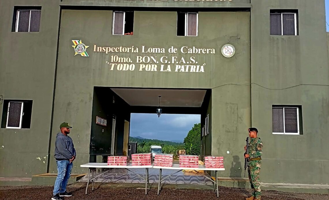 Militares del ERD Confiscan 47,600 Cigarrillos de Contrabando en Dajabón