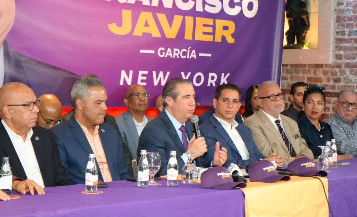 Francisco Javier García Solicita Intervención Presidencial por Escasez de Medicamentos de Alto Costo