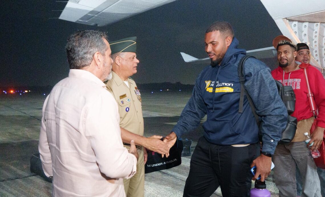 República Dominicana Facilita Regreso de Ciudadanos Desde Venezuela en Vuelo Militar