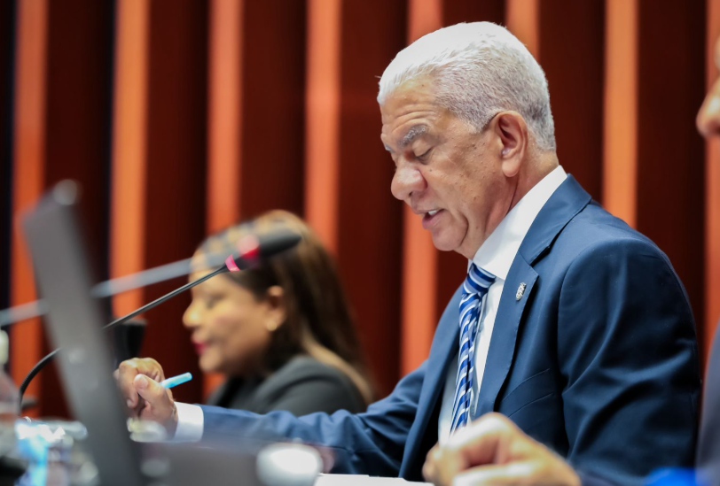 Presidente del Senado Confirma Aprobación de Nuevo Código Laboral Antes de Fin de Legislatura