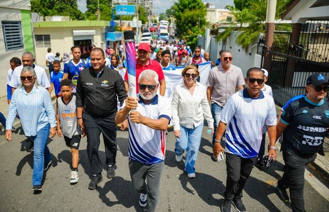La Antorcha de los Juegos SD 2026 Ilumina la Provincia Hermanas Mirabal, Rindiendo Homenaje a sus Valores