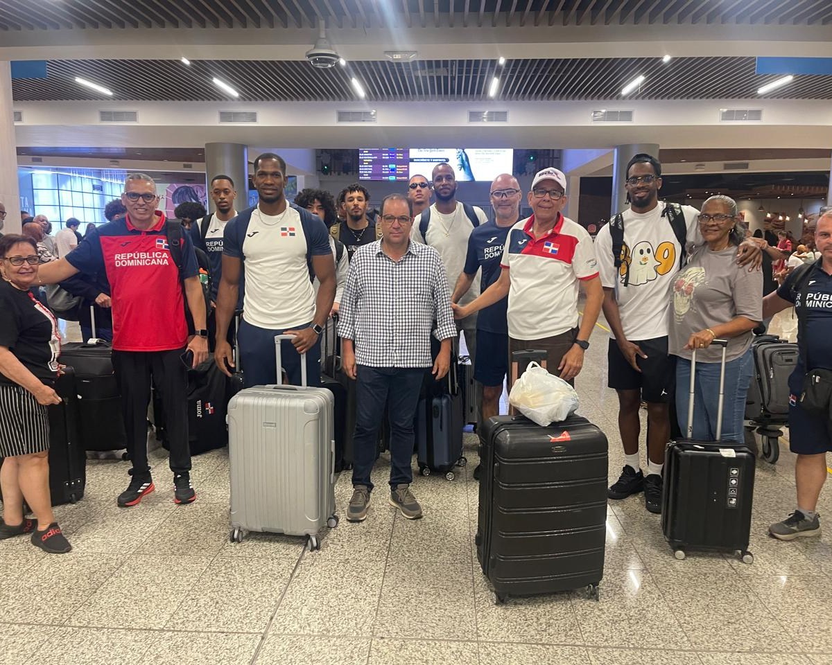 Fedovoli Agradece al Gobierno Dominicano por el Retorno de la Selección Masculina de Voleibol desde Venezuela