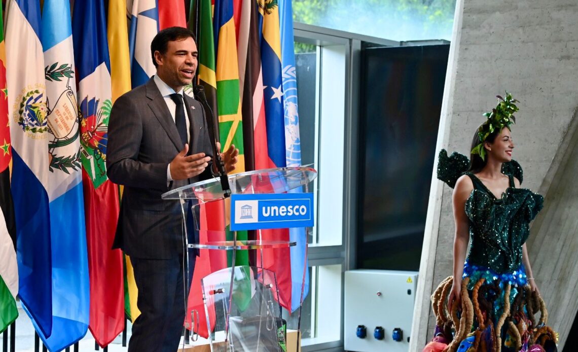 Roberto Ángel Salcedo Lidera la Apertura de la Semana de América Latina y el Caribe en la UNESCO
