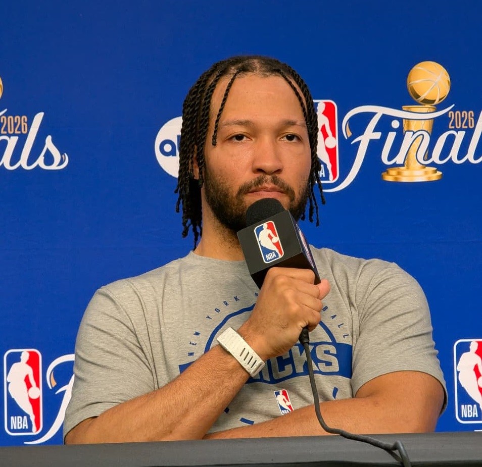 Jalen Brunson Elogia Profundamente a Karl-Anthony Towns: “Una Persona Fantástica y Gran Compañero”