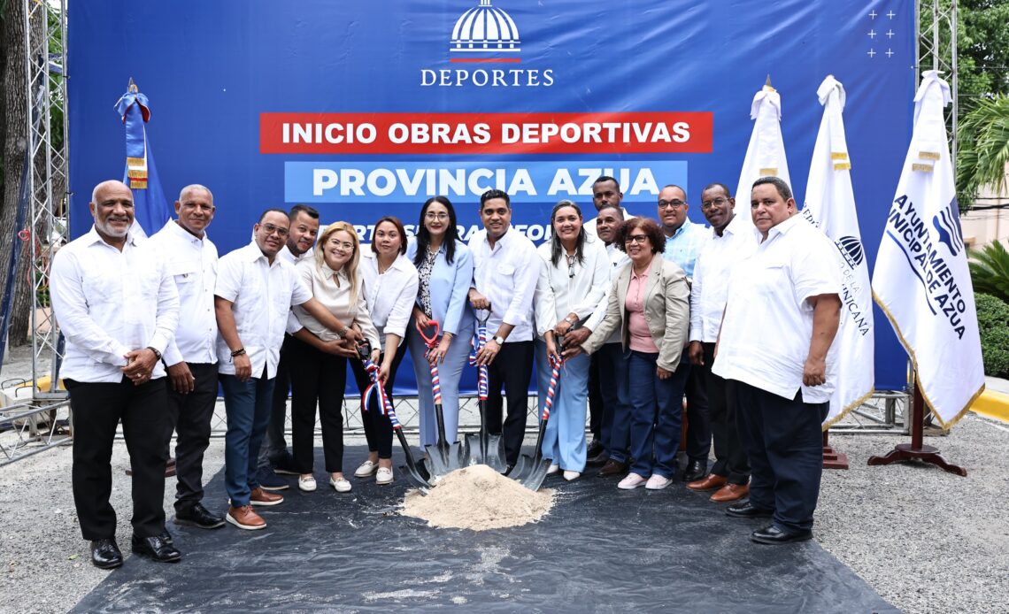 Ministro Kelvin Cruz Anuncia Inversión de RDNULL Millones para Cinco Techados Deportivos en Azua