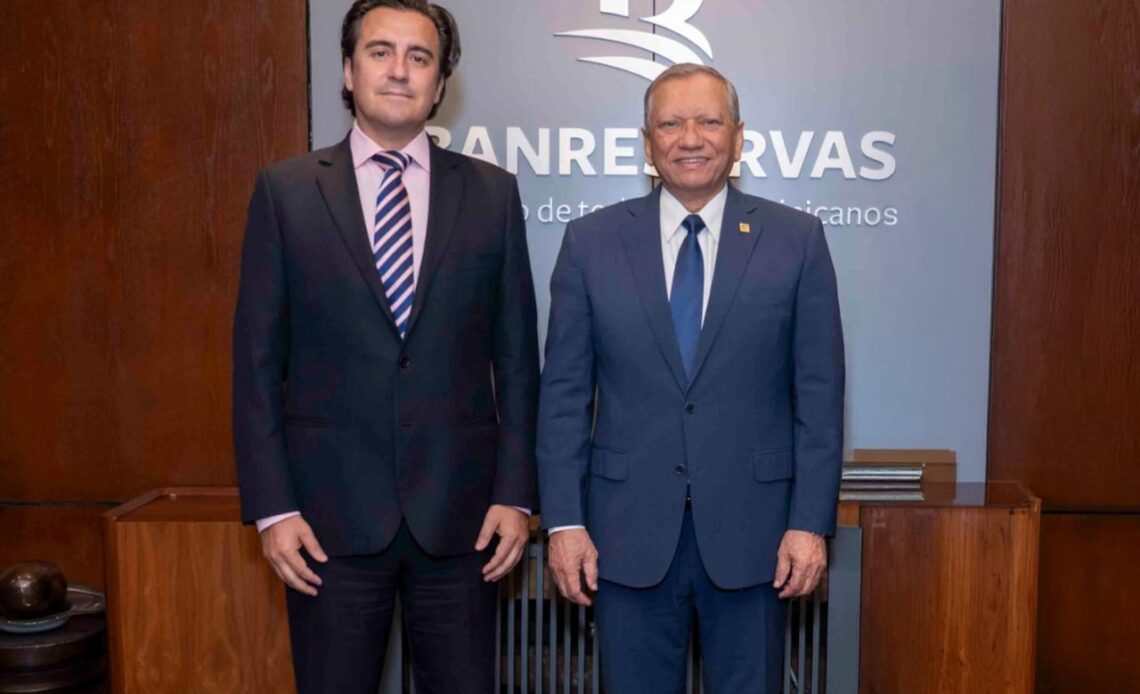 FMI y Banreservas Abordan la Situación Económica y los Retos Financieros de República Dominicana
