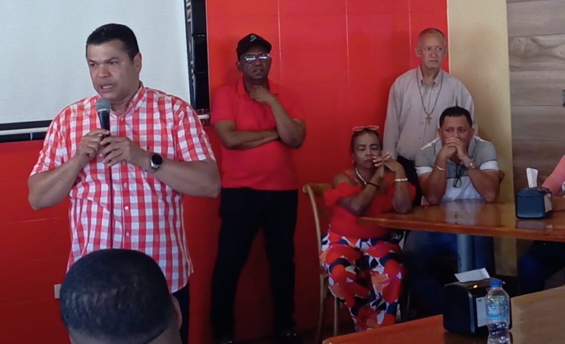 Tobías Crespo Declara su Interés por la Alcaldía del Distrito Nacional en 2028
