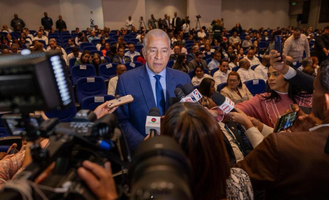 Ministro Bautista Expresa Asombro por Marcha de ANPA Durante Diálogo Gubernamental