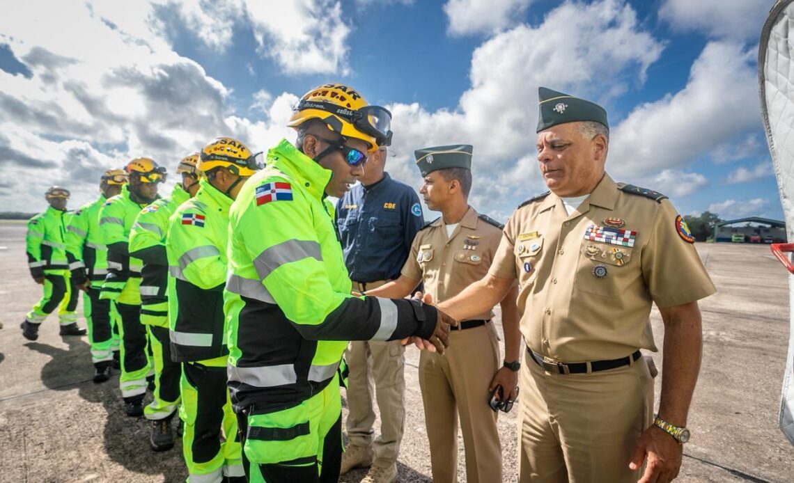 República Dominicana Refuerza Equipo de Rescate en Venezuela Tras Sismos