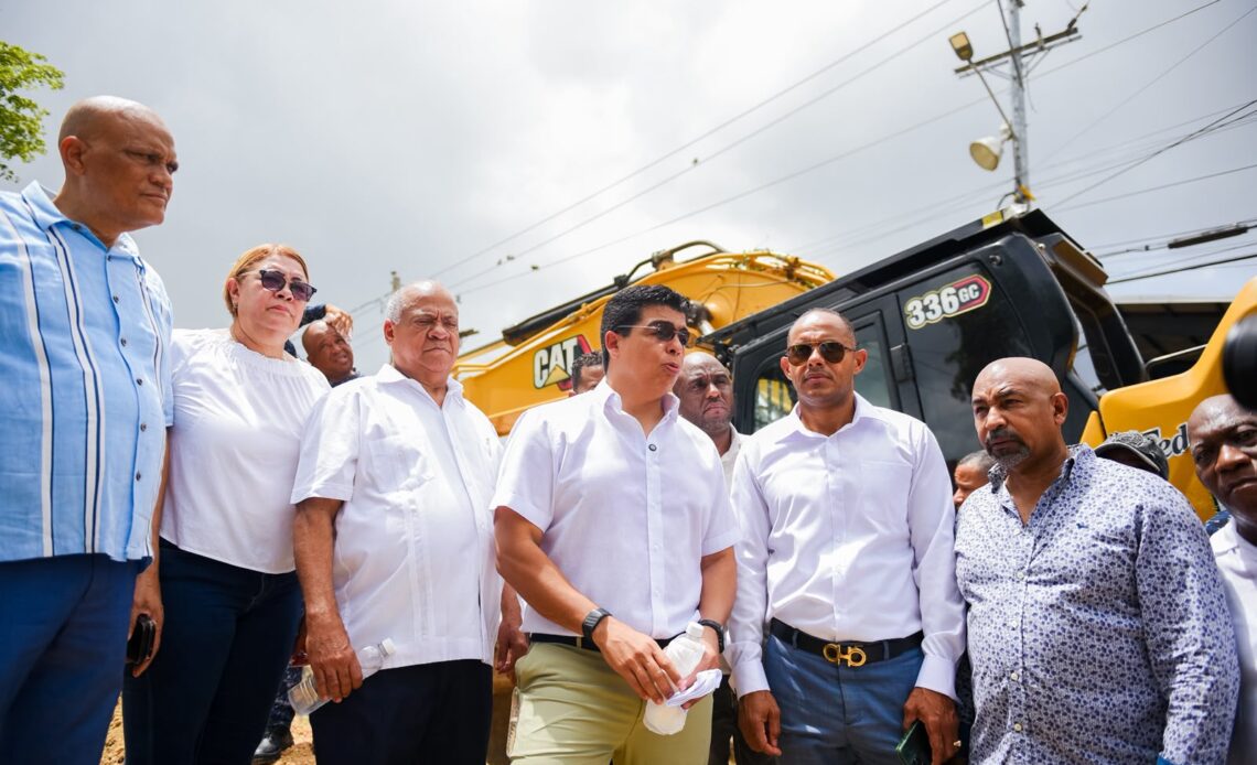 CAASD Inicia Amplio Plan de Mejoramiento del Drenaje Sanitario en Diversos Sectores de Santo Domingo